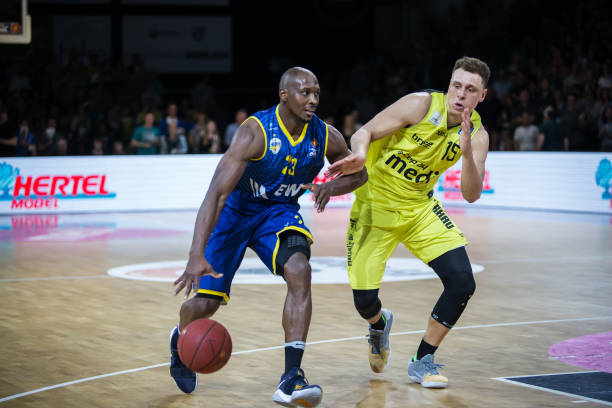 会市场上以 会市场上以