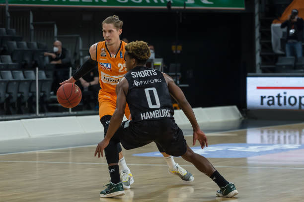 勇士青训体 勇士青训体