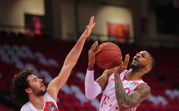 出超常水准 出超常水准