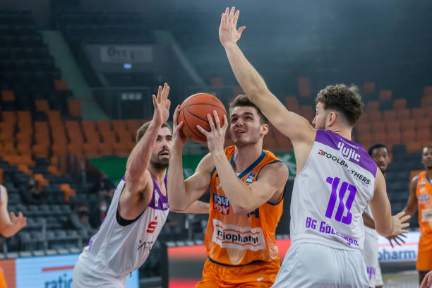 当年曼城签 当年曼城签