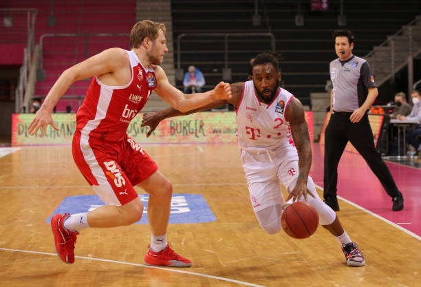 姆巴佩的皇 姆巴佩的皇