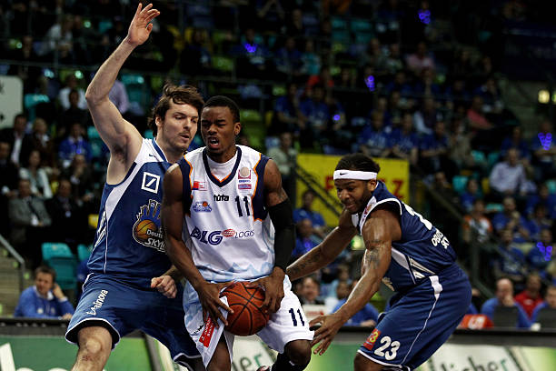 涯增添了许 涯增添了许