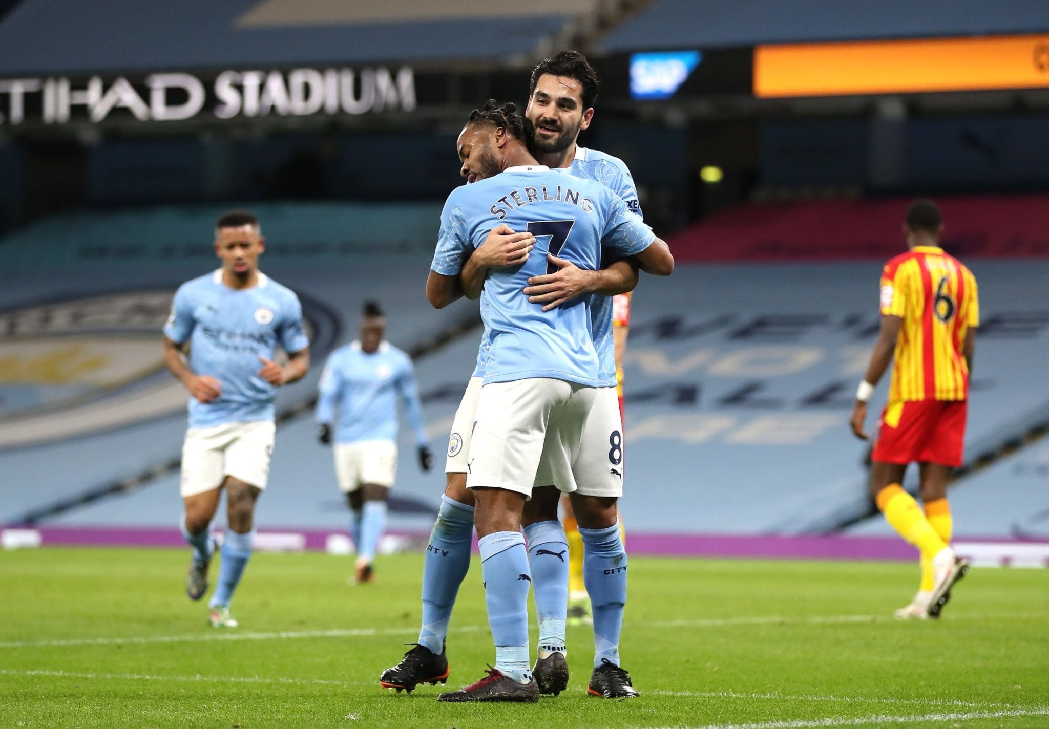 尽管职业荣 尽管职业荣