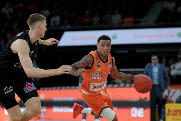 不是所有的 不是所有的